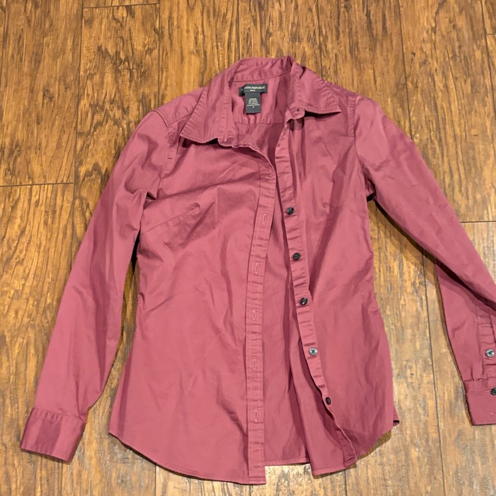 Banana Republic Women's Rose Button-Down Shirt